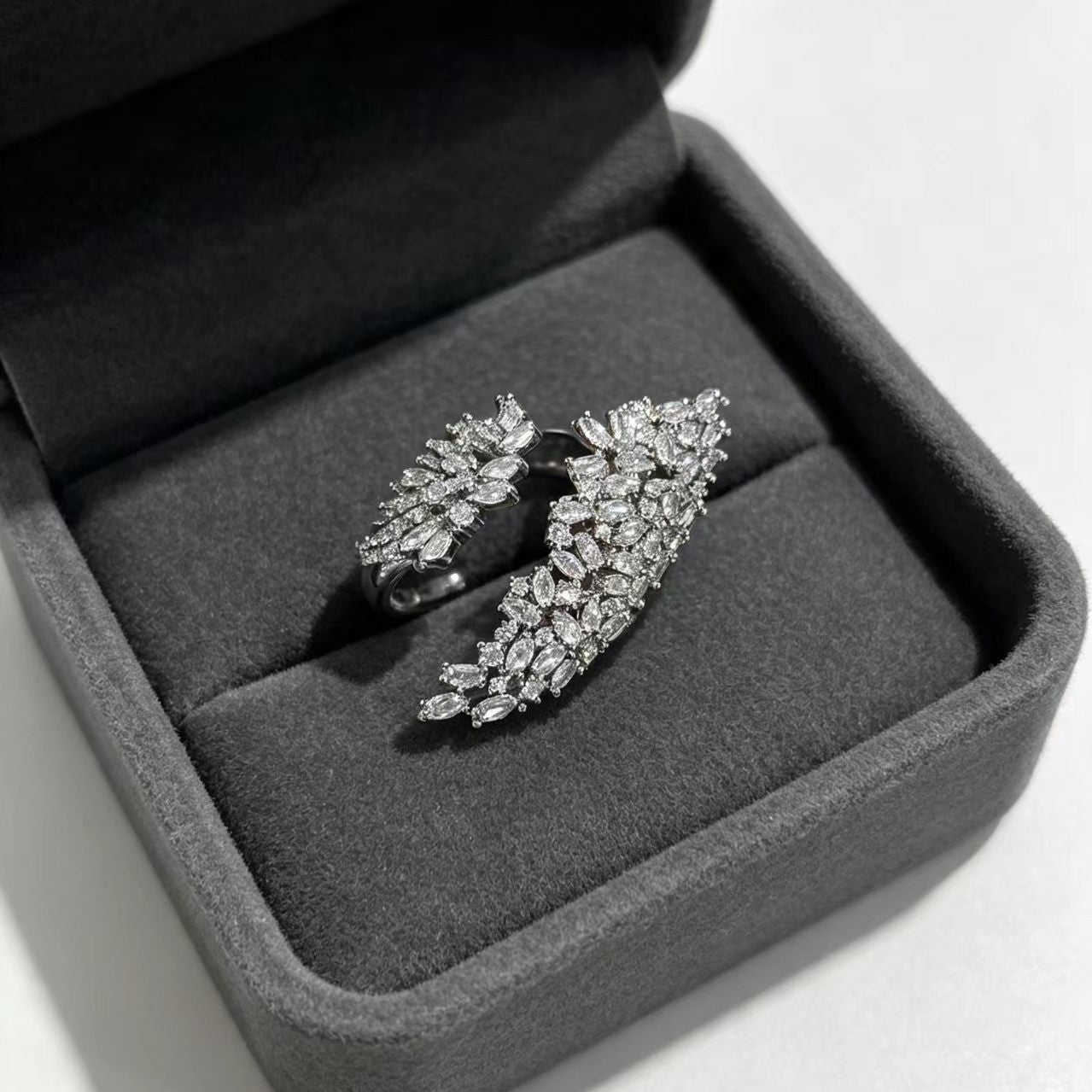 Zircon Inlaid Feather Open Ring