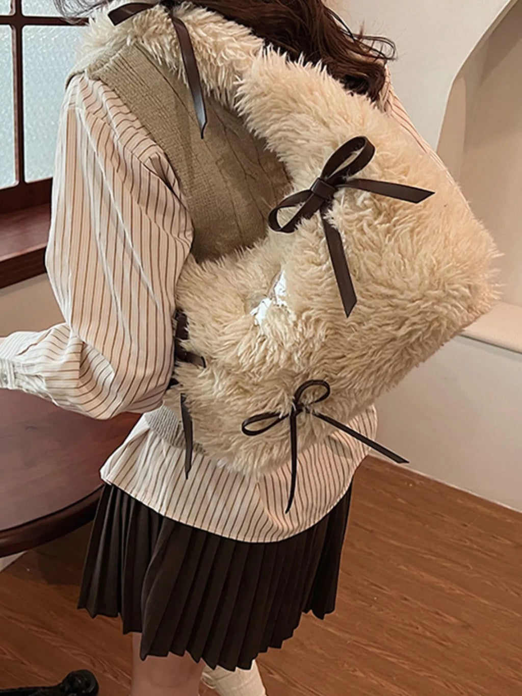 Fluffy Bow Shoulder Bag