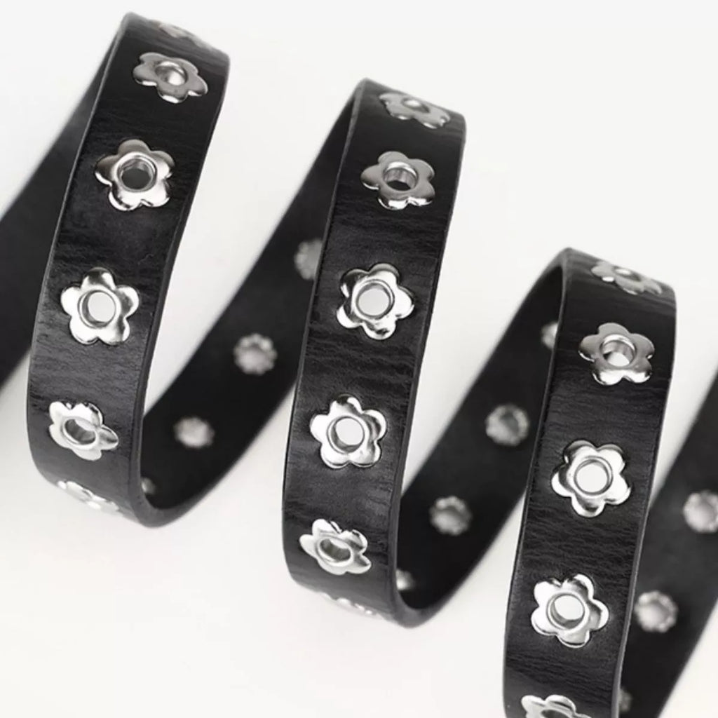 Flower Cutout Leather Belt