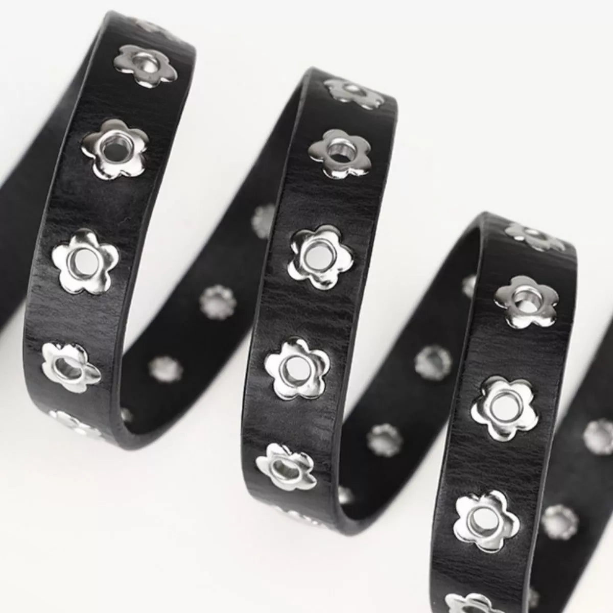 Flower Cutout Leather Belt