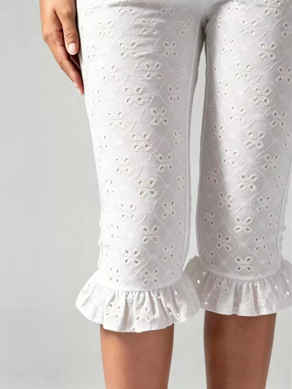 Eyelet Ruffled Hem Capris