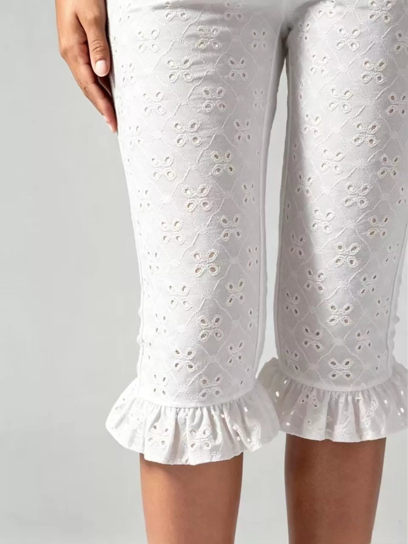 Eyelet Ruffled Hem Capris