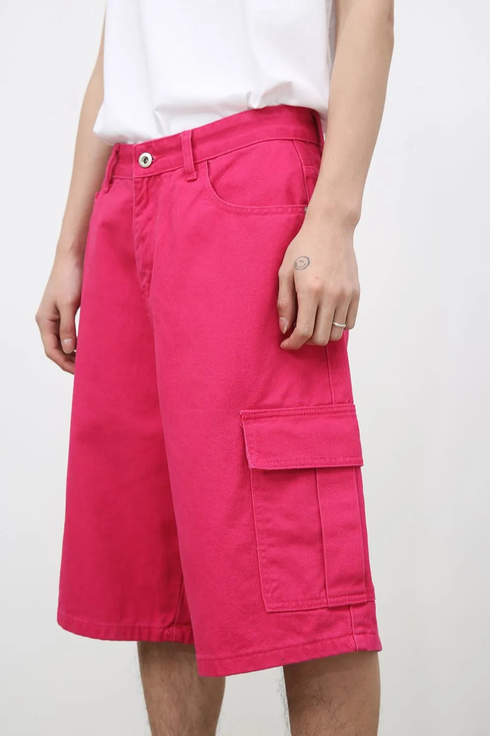 Men's Mid Rise Denim Shorts with Cargo Pockets