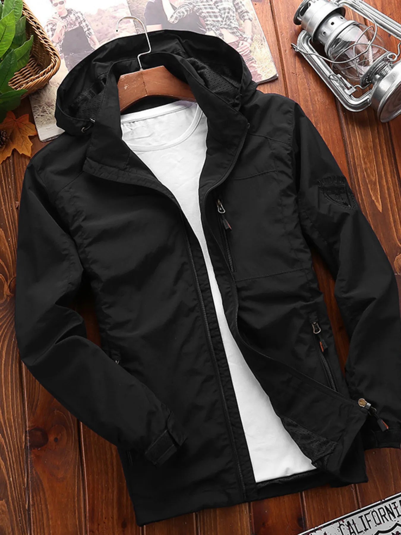 Men's Plus Size Lightweight Hooded Windproof Outdoor Jacket
