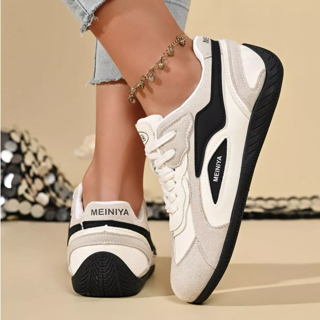 Round Toe Lace Up Sneakers