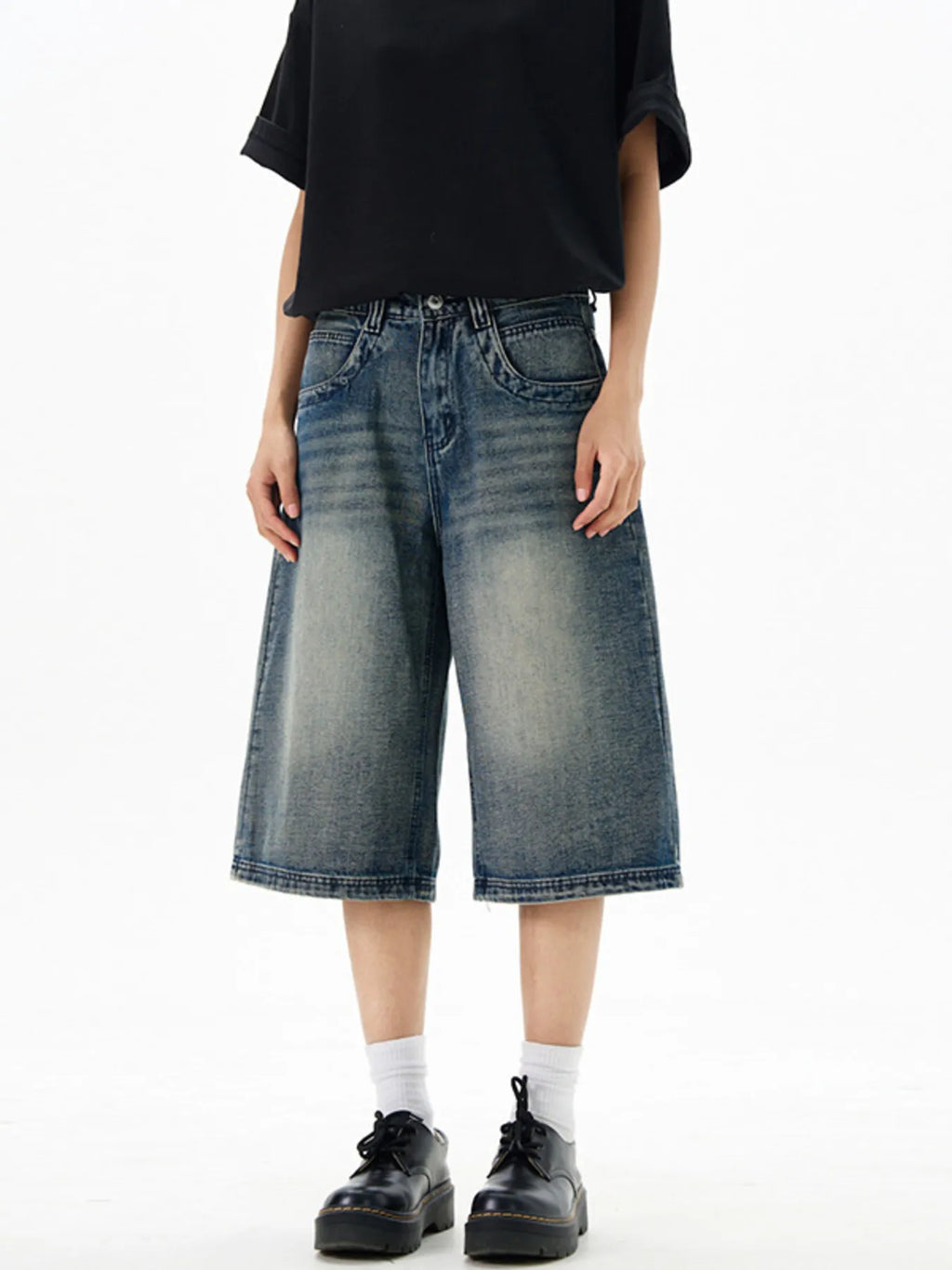 Men's Wash Wide-Leg Denim Shorts