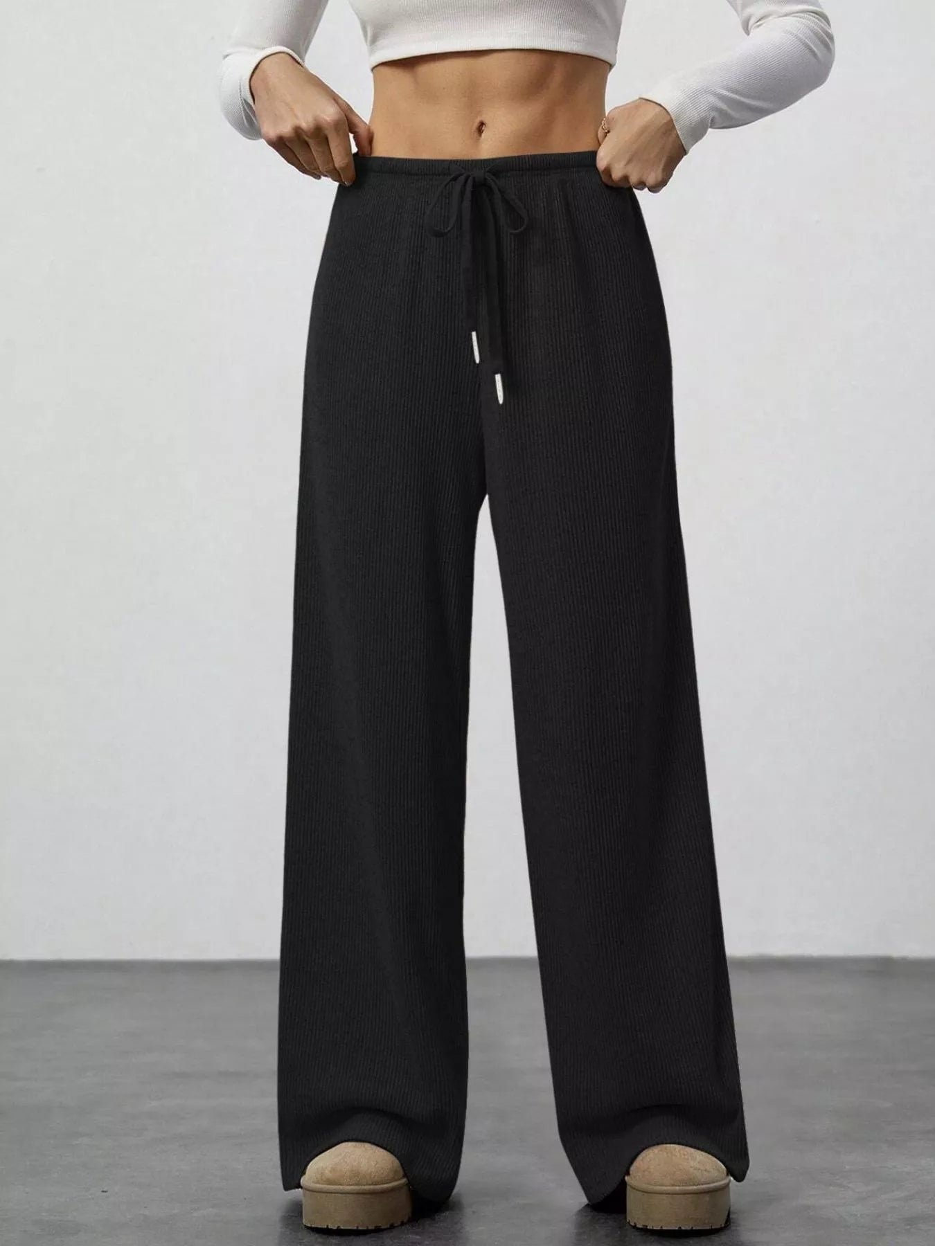 Relaxed Fit Drawstring Pants