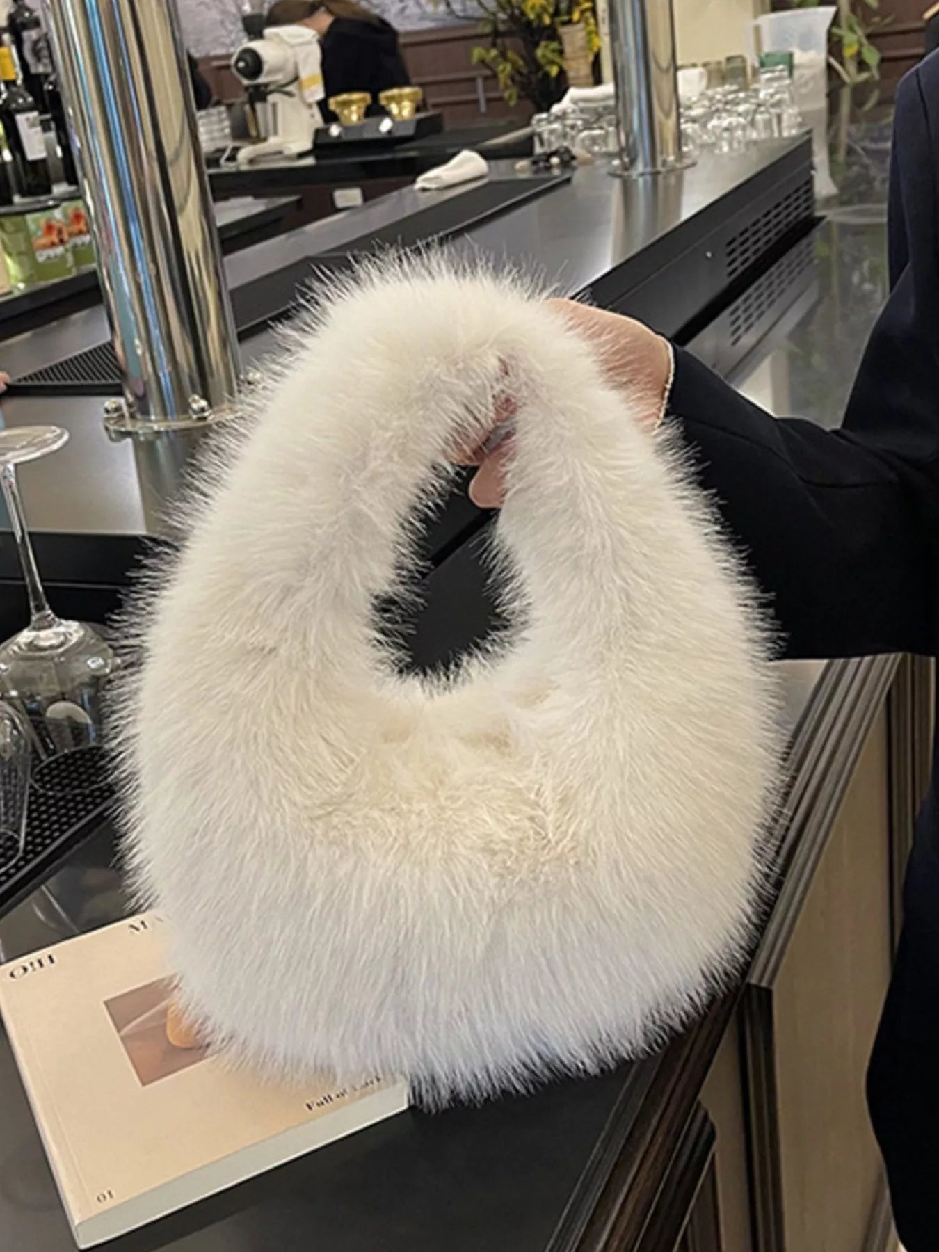 Fluffy Solid Color Handbag