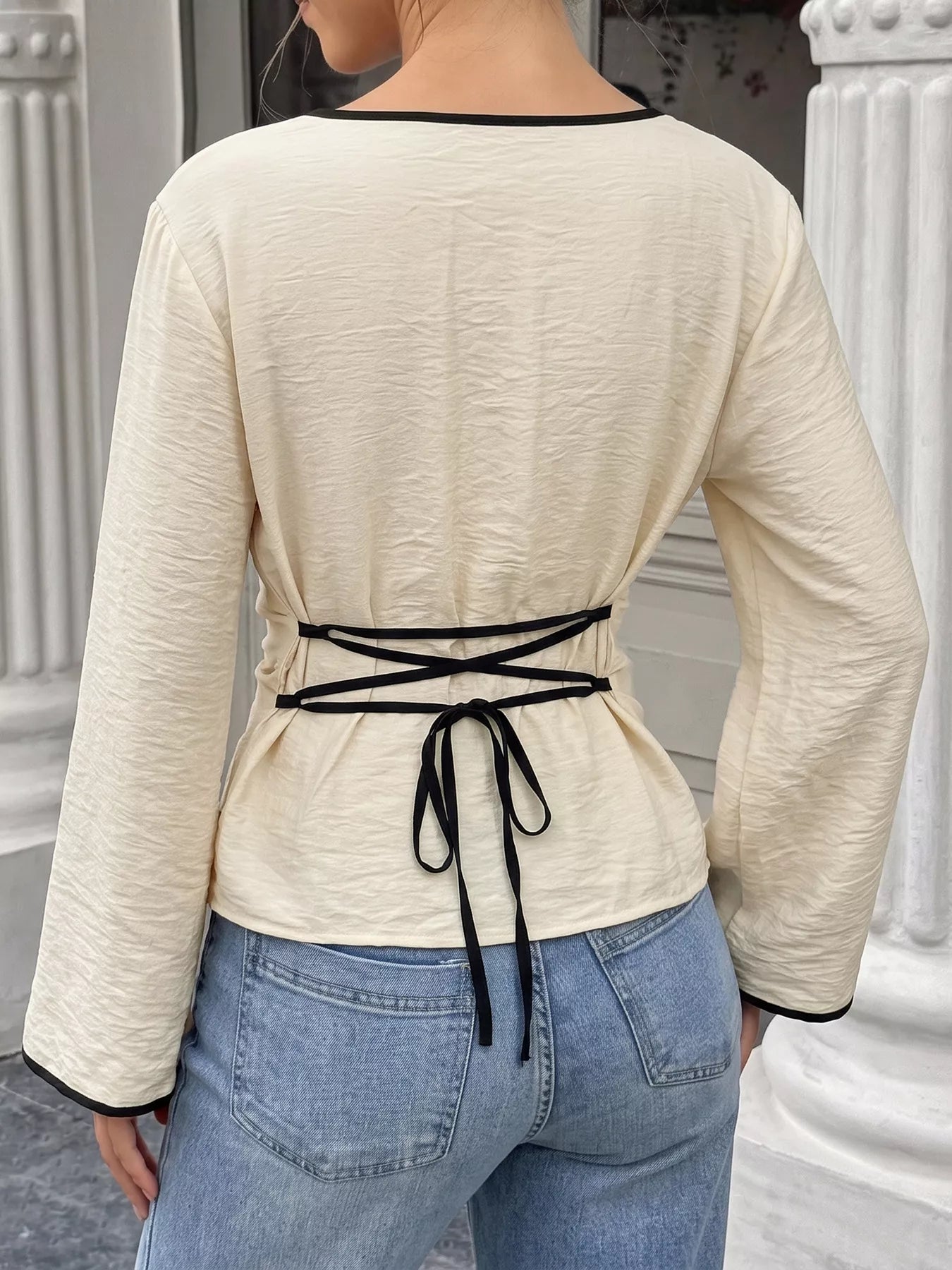 Contrast Trim Flare Sleeve Blouse
