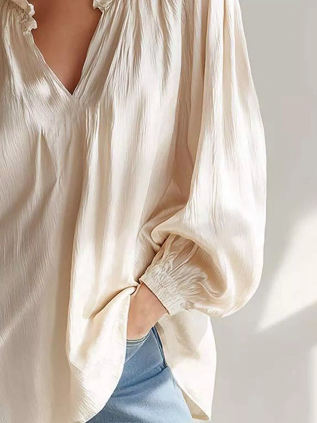Ruffle Trim Long Sleeves Blouse
