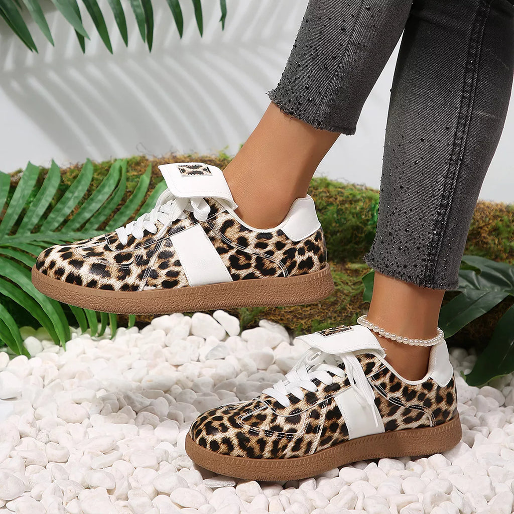 Round Toe Lace Up Sneakers