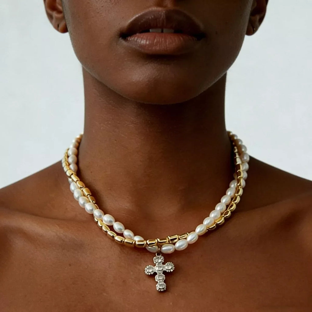 Elegant Pearl Alloy Necklace with Rhinestone Cross Pendant