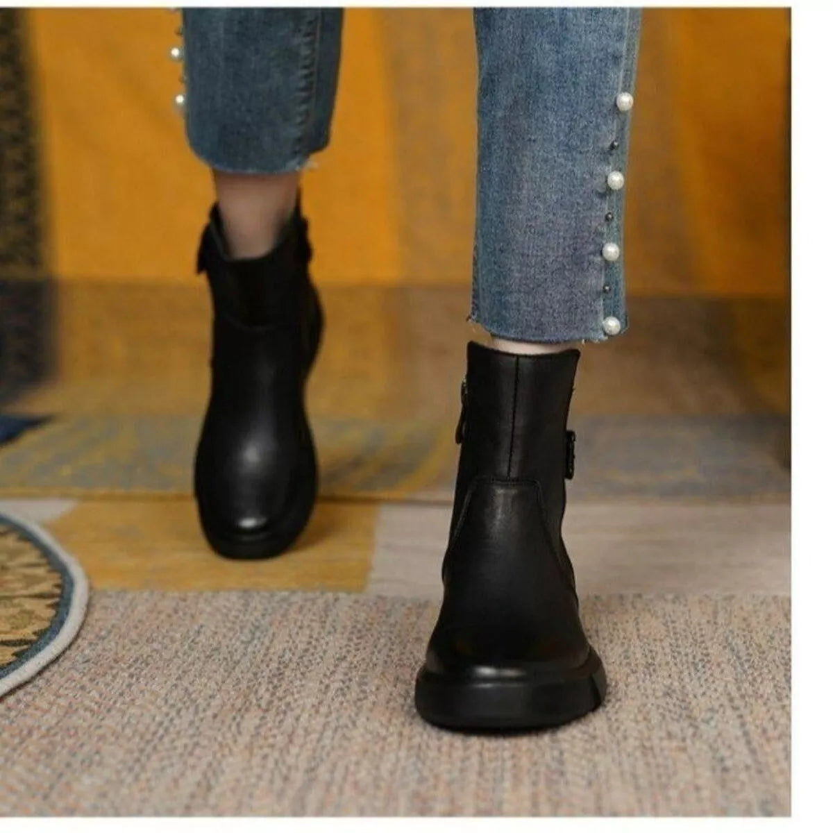 Round Toe Platform Boots
