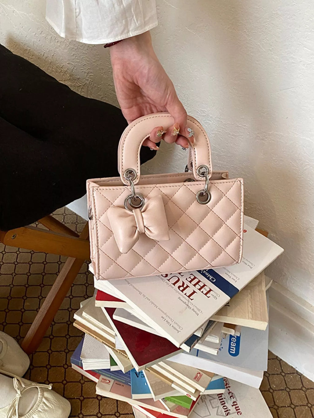 Quilted Bow Crossbody Bag