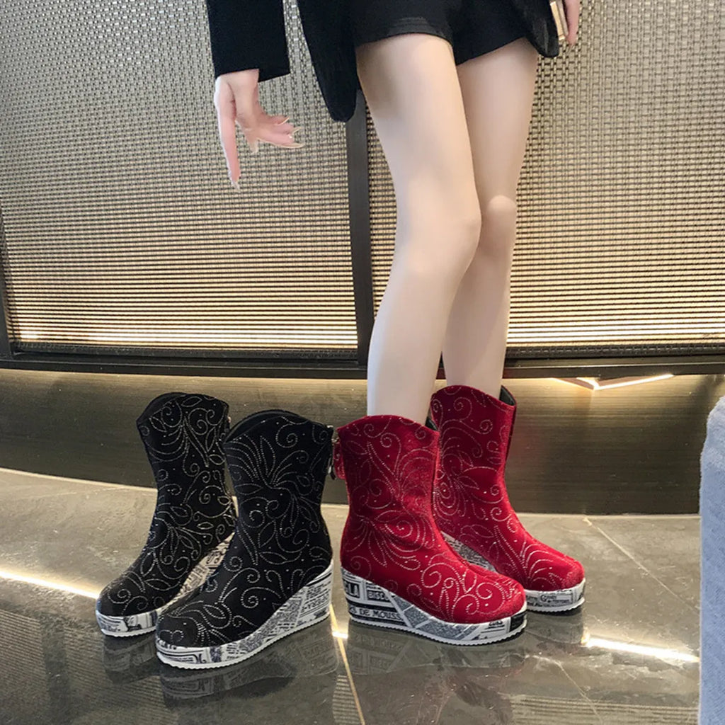 Round Toe Platform Wedge Boots