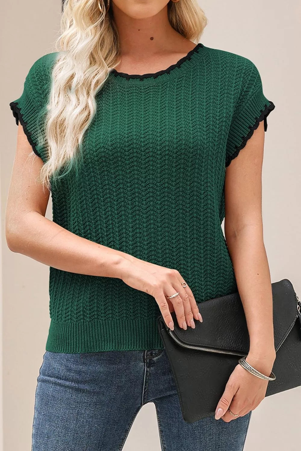 Chic Textured Knit Sleeveless Sweater Vest