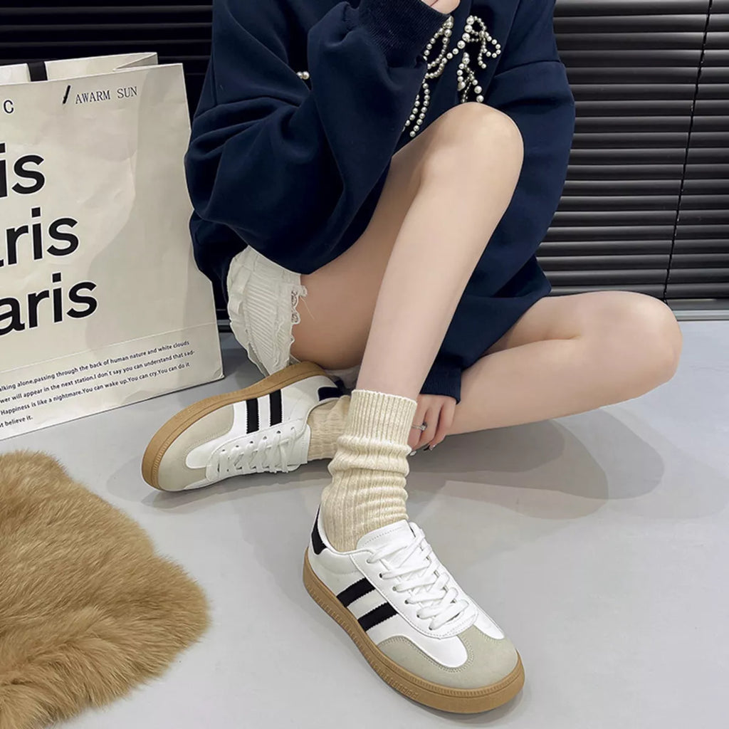 Round Toe Lace Up Sneakers