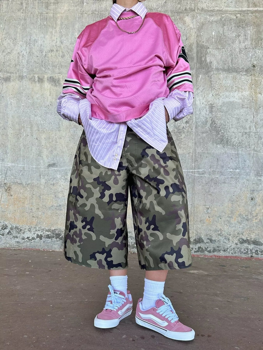 Camouflage Wide-Leg Cropped Pants