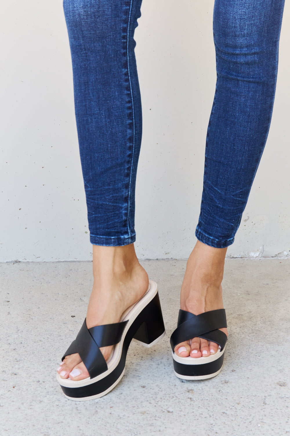 Contrast Platform Block Heel Sandals with Criss-Cross Straps