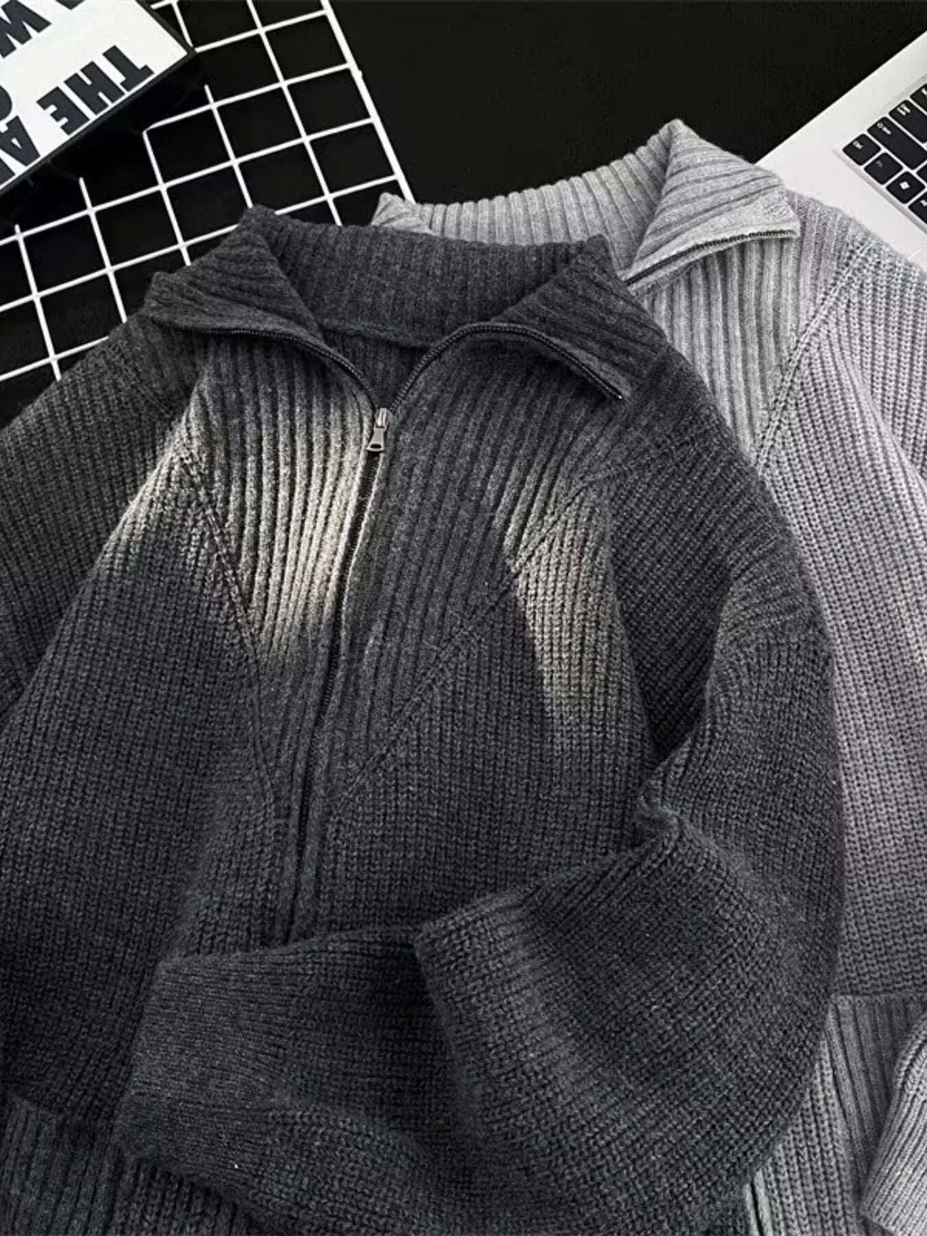 Men's Zip-Up Knit Cardigan