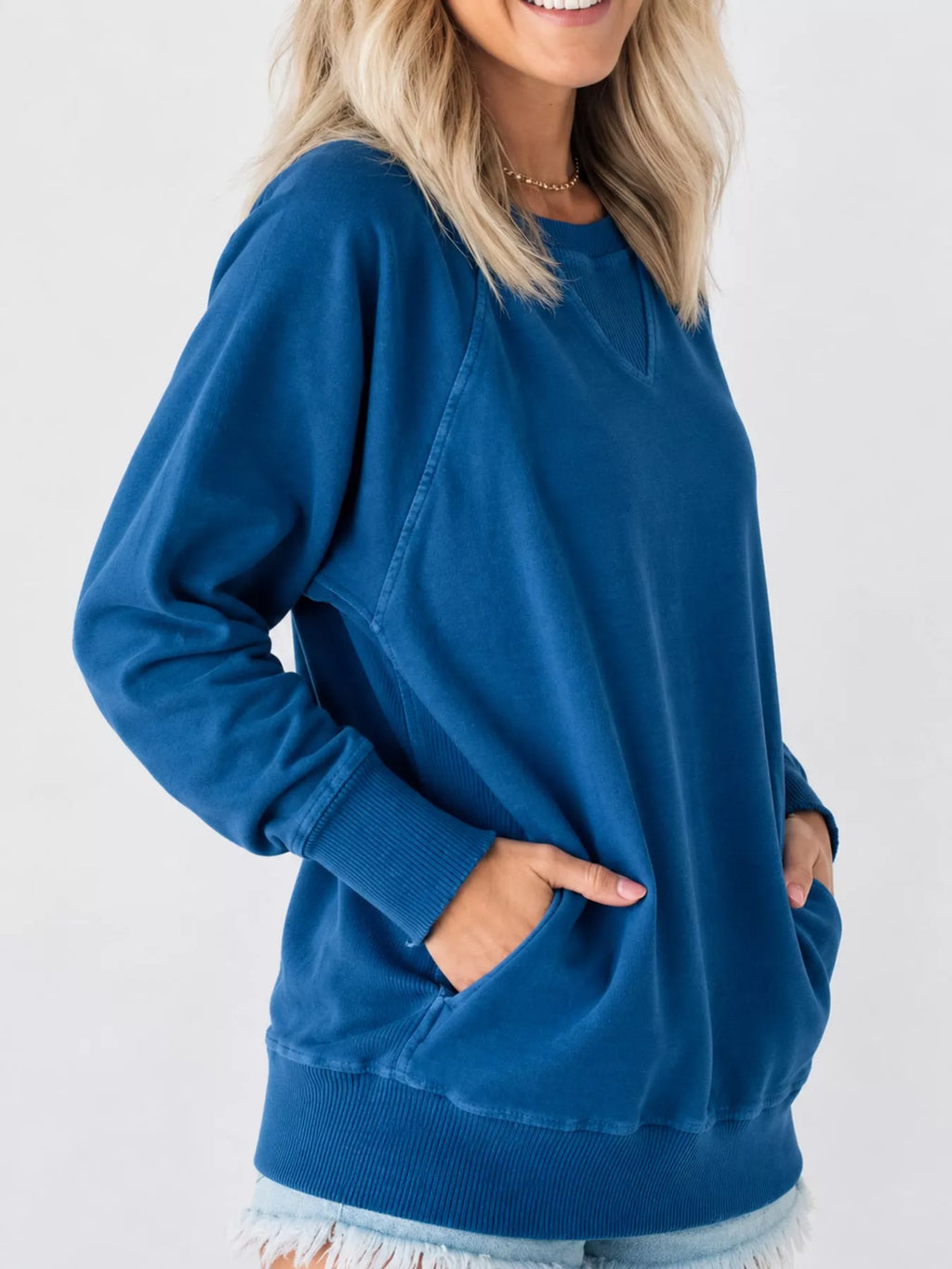 Crew Neck Raglan Sleeve Sweatshirt