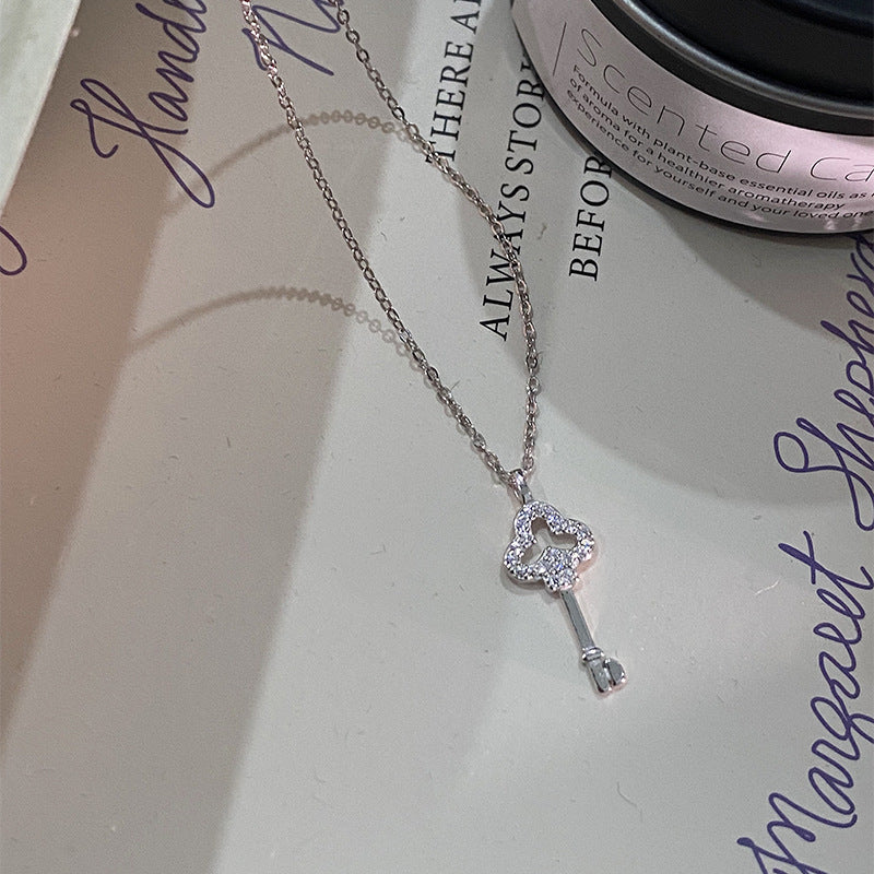 S925 Sterling Silver Sparkling Diamond Cut Out Key Necklace Exquisite Sweet Fashion Versatile Accessible Luxury Stylish Clavicle Chain Wholesale