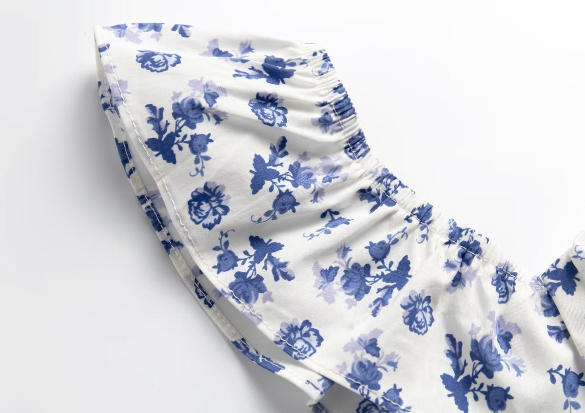 Early Spring French Retro Debutante Square Collar Lace Flying Sleeves Floral Print Slit Dress