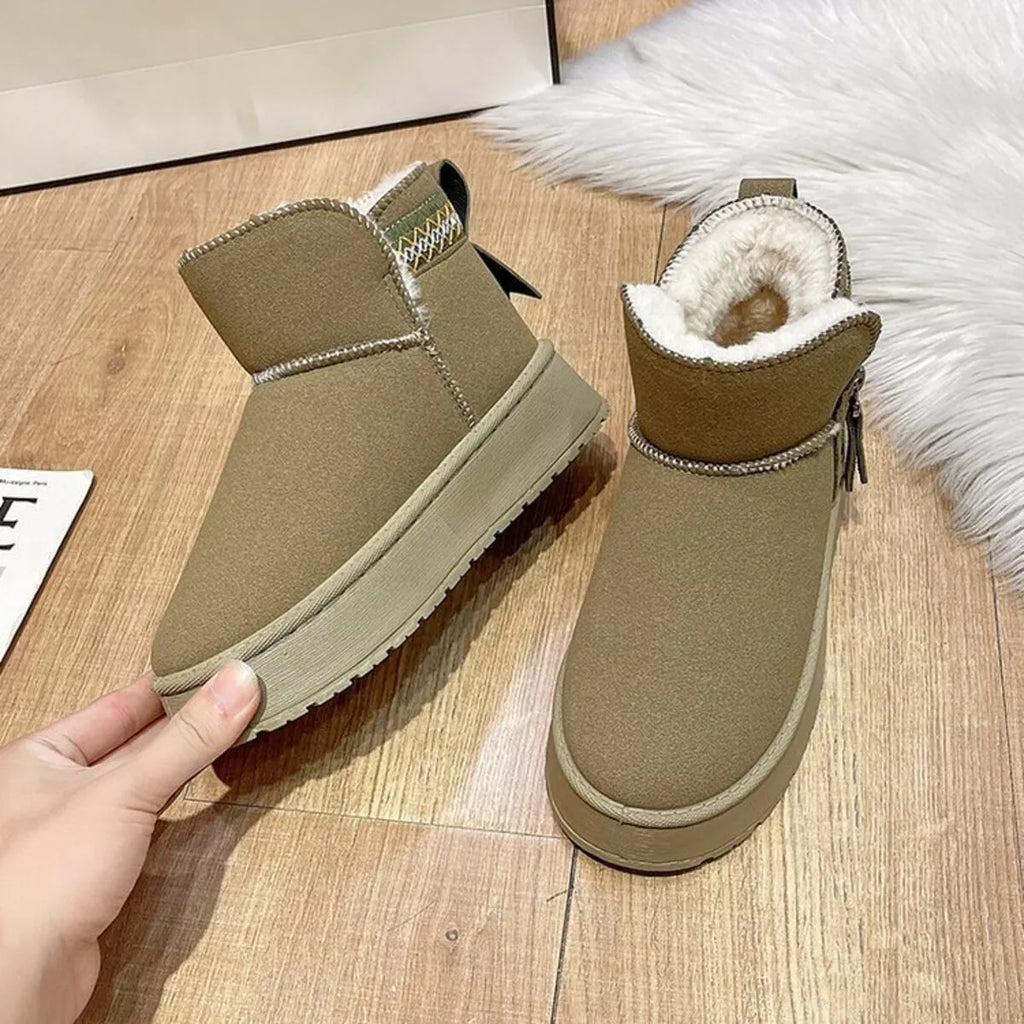 Round Toe Platform Boots
