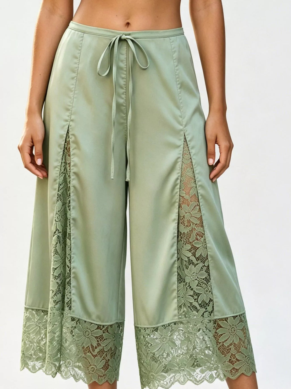 Lace Trim Wide-Leg Cropped Pants