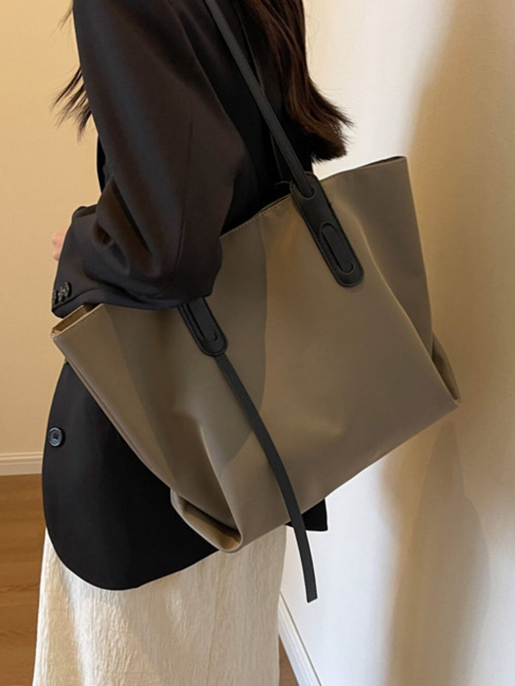 Large Capacity Tote Bag