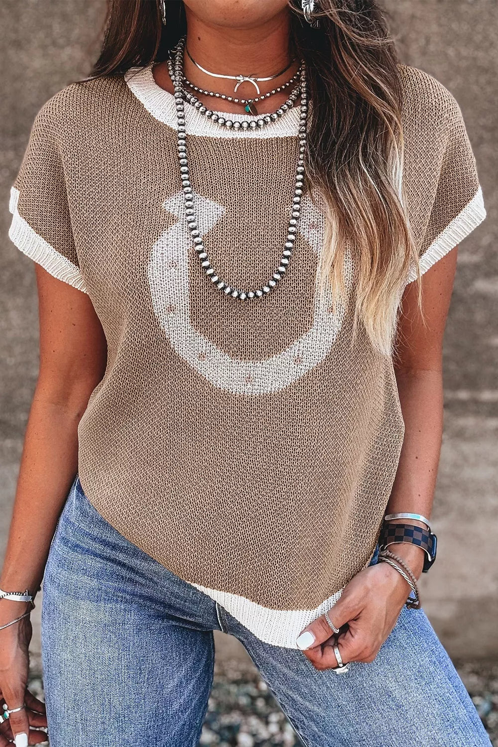 Horse Shoe Pattern Contrast Trim Short Sleeve Sweater