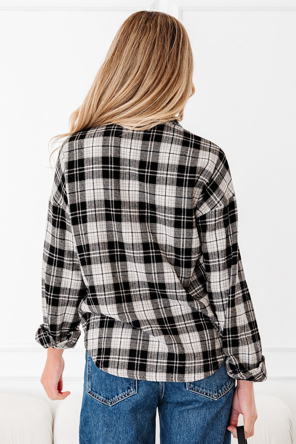 Plaid Chest Pocket Long Sleeve Buttoned Shirt