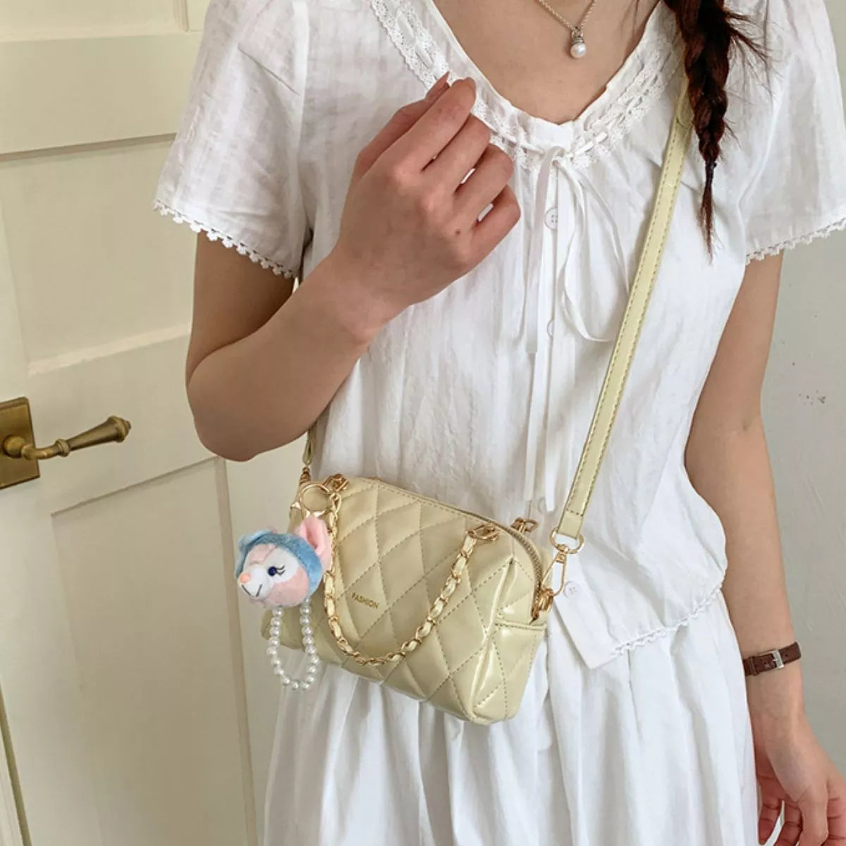 Quilted Chain Strap Crossbody Bag