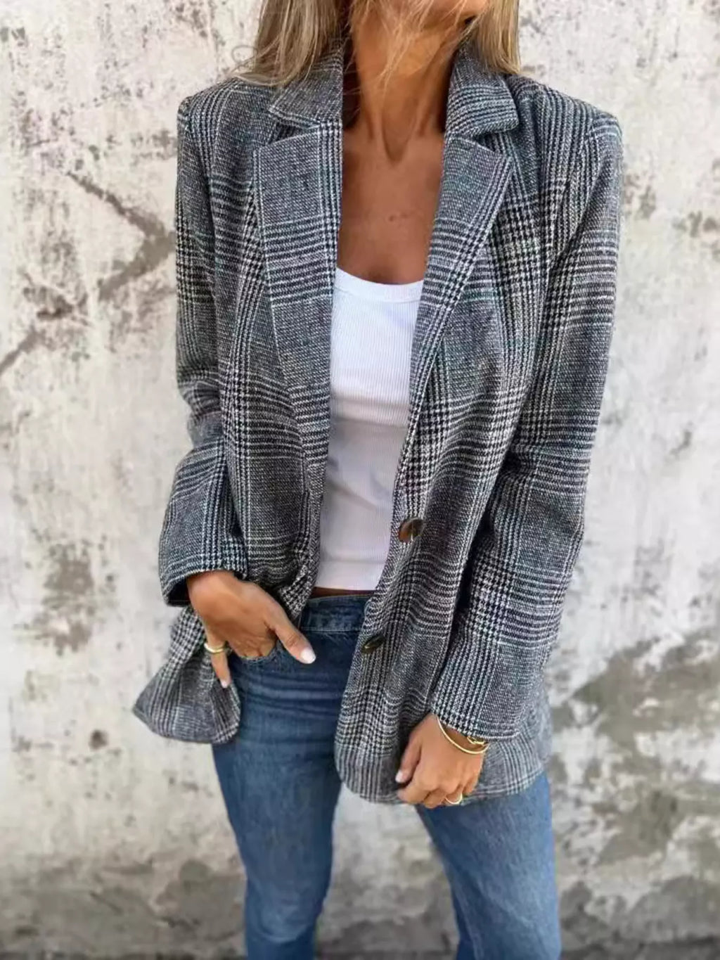 Plaid Single-Breasted Long Sleeve Blazer – Plus Size