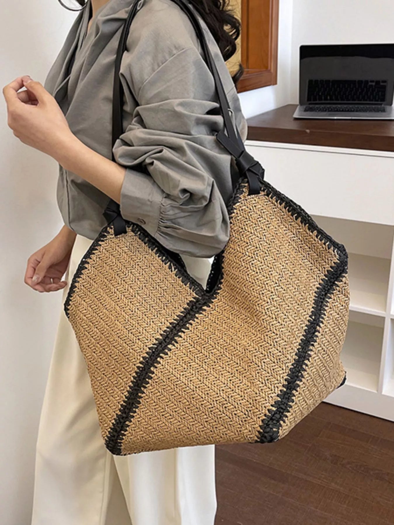 Woven Straw Shoulder Bag