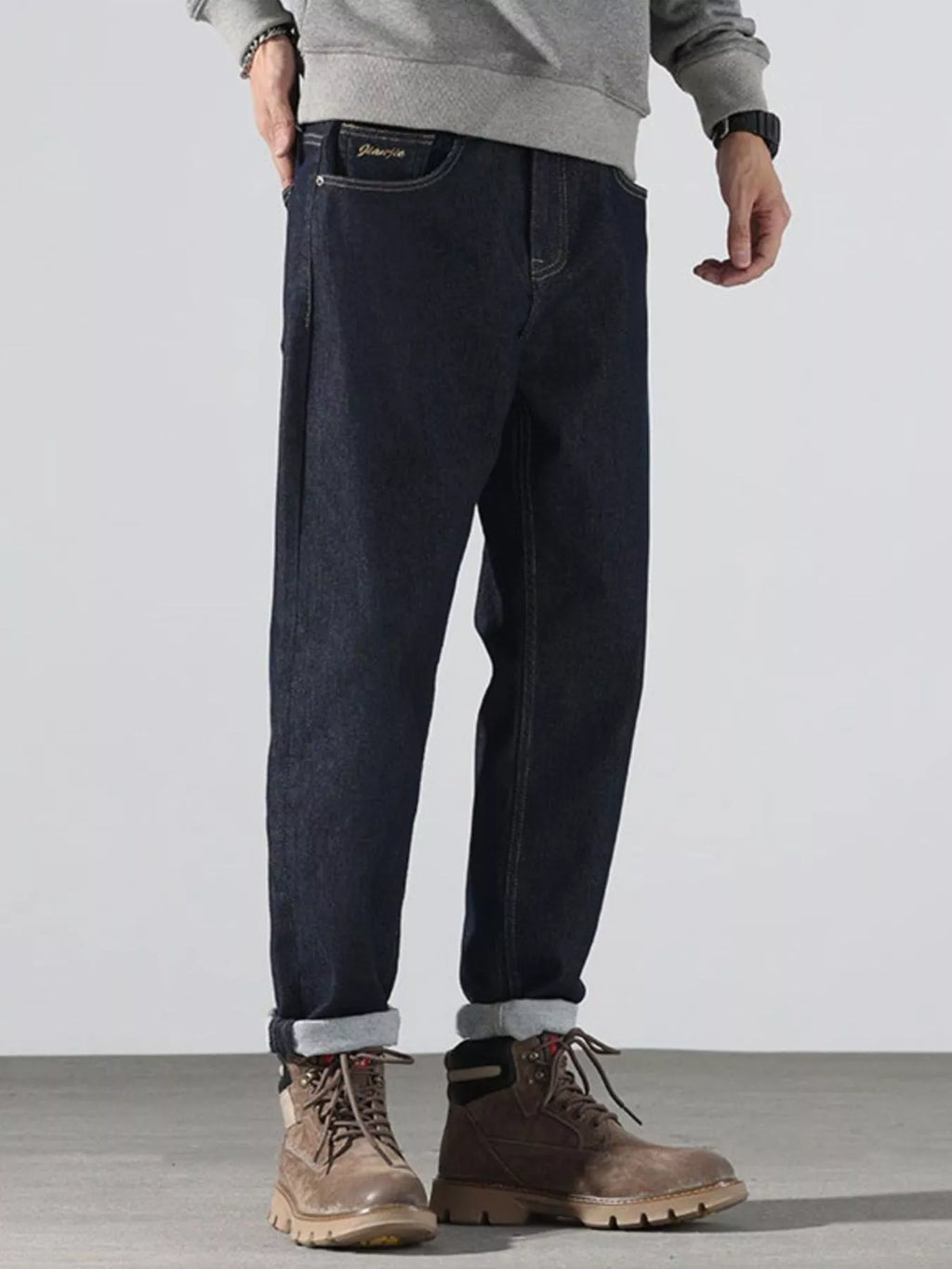 Men's Pocketed Loose Fit Jeans