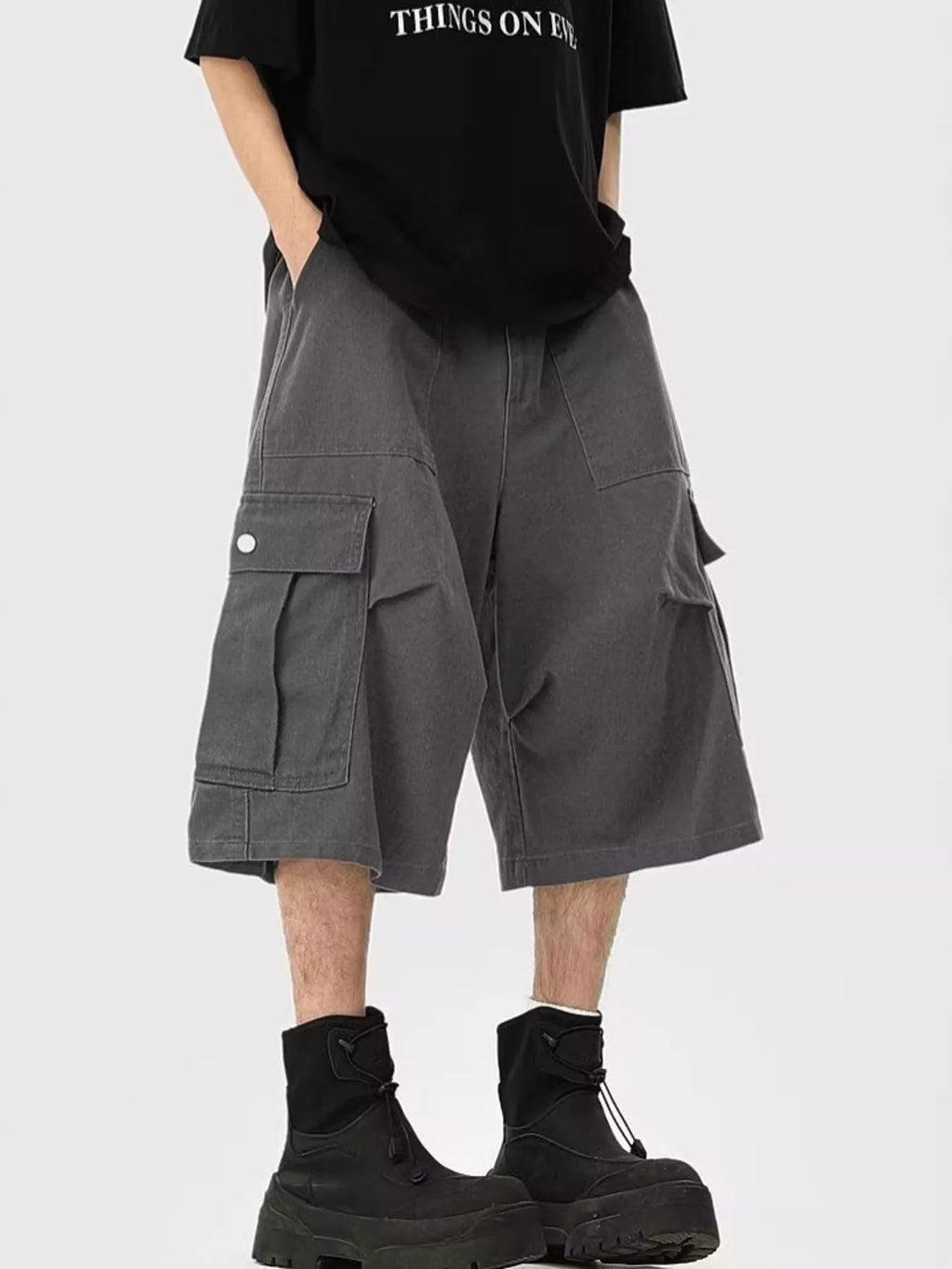 Men's Loose Fit Cargo Cropped Pants