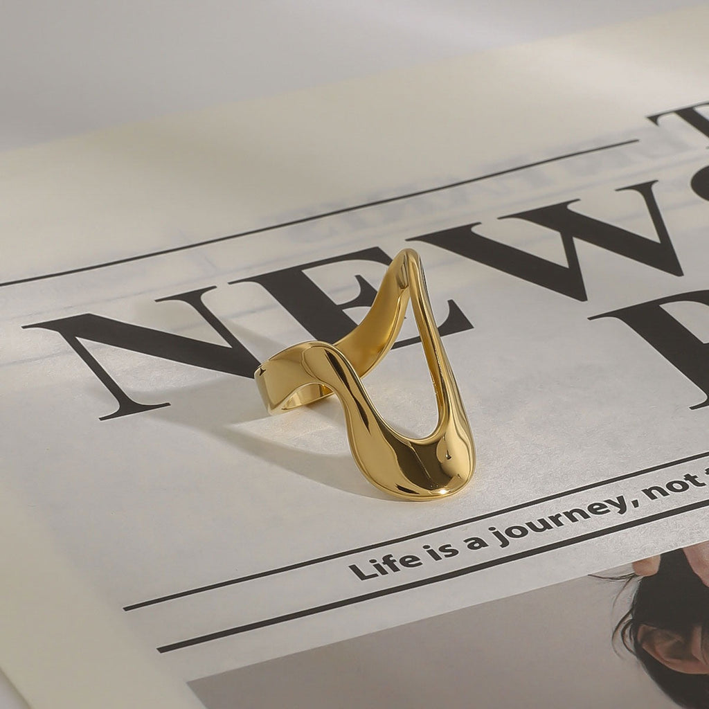 18K gold geometric U-shaped design exaggerated personality ring