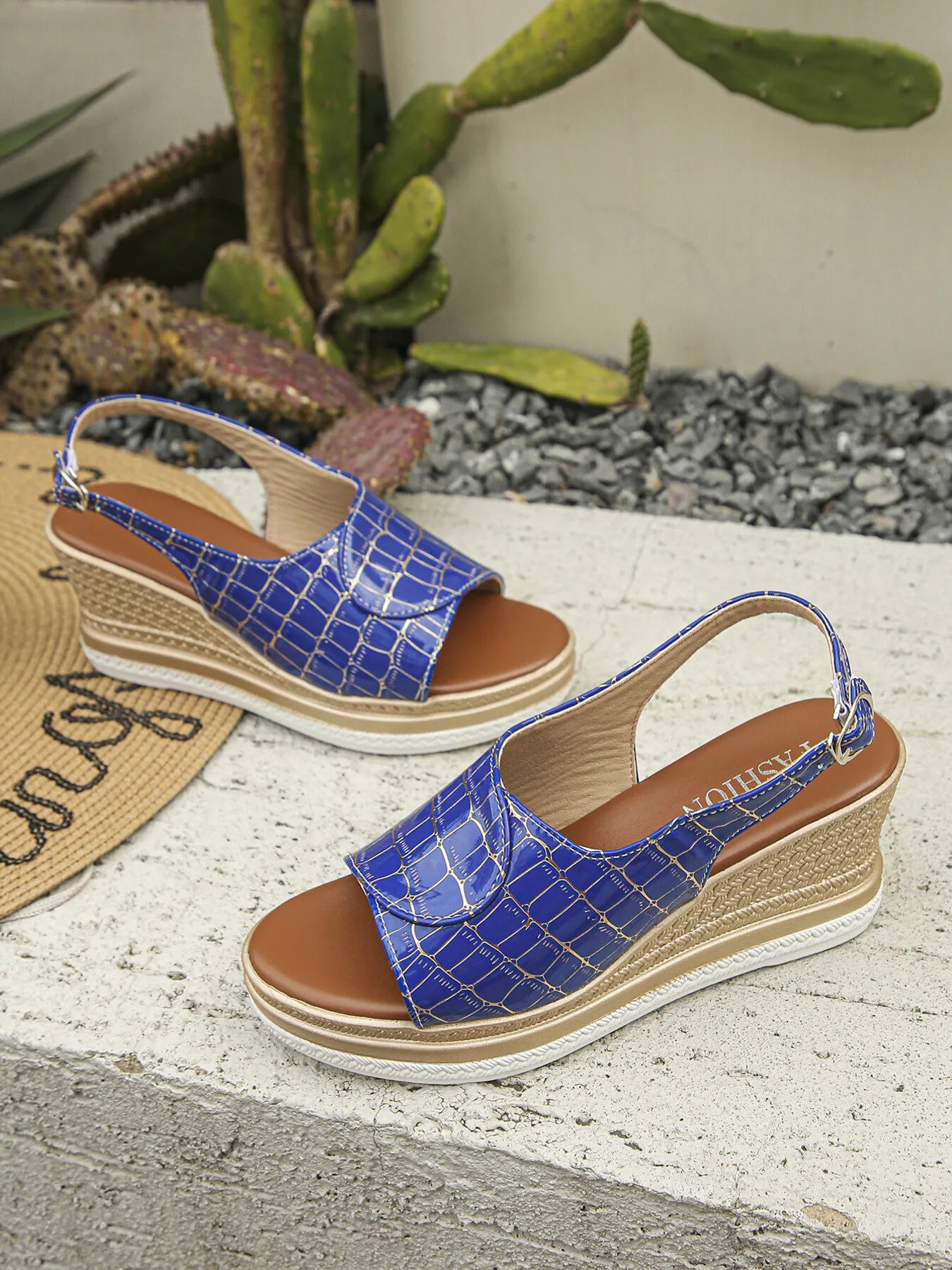 Crocodile Pattern Platform Wedge Sandals