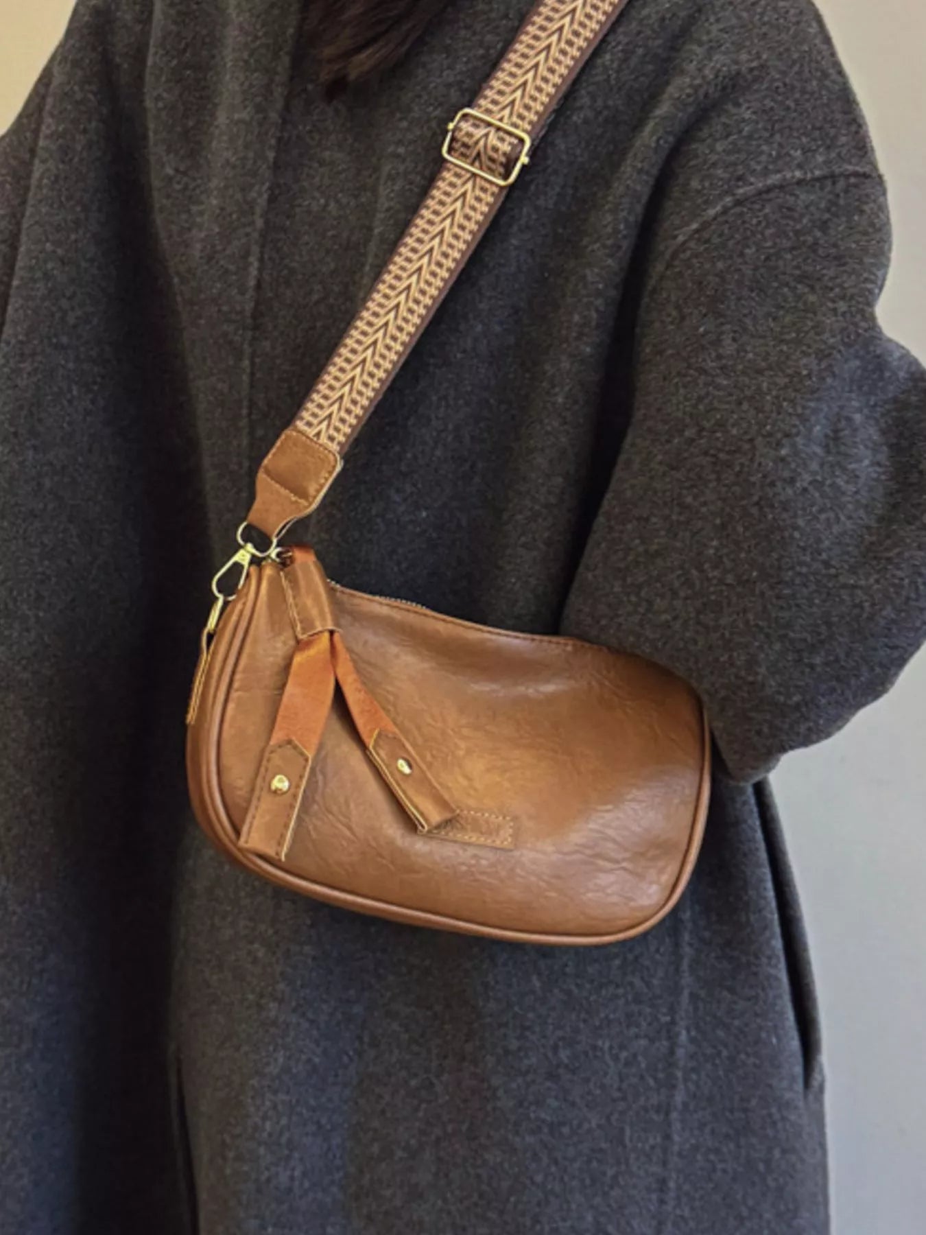 Retro Style Shoulder Crossbody Bag with Wide Strap