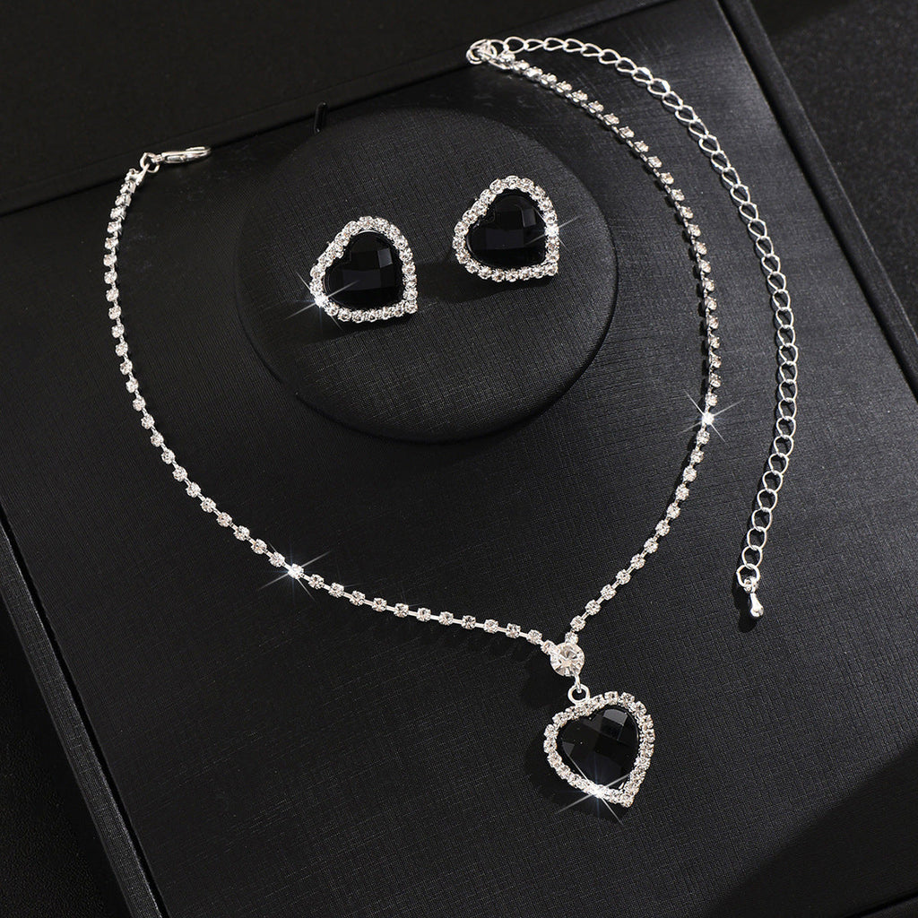 Cross-Border Heart Pendant Necklace Earrings For Women New Simple Cool Style Accessories Personalized Niche Design Clavicle Chain