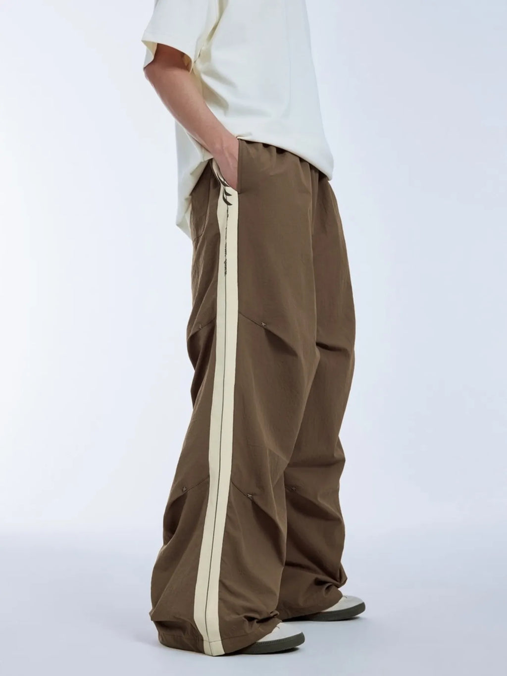 Men's Side Stripe Relaxed Fit Pants