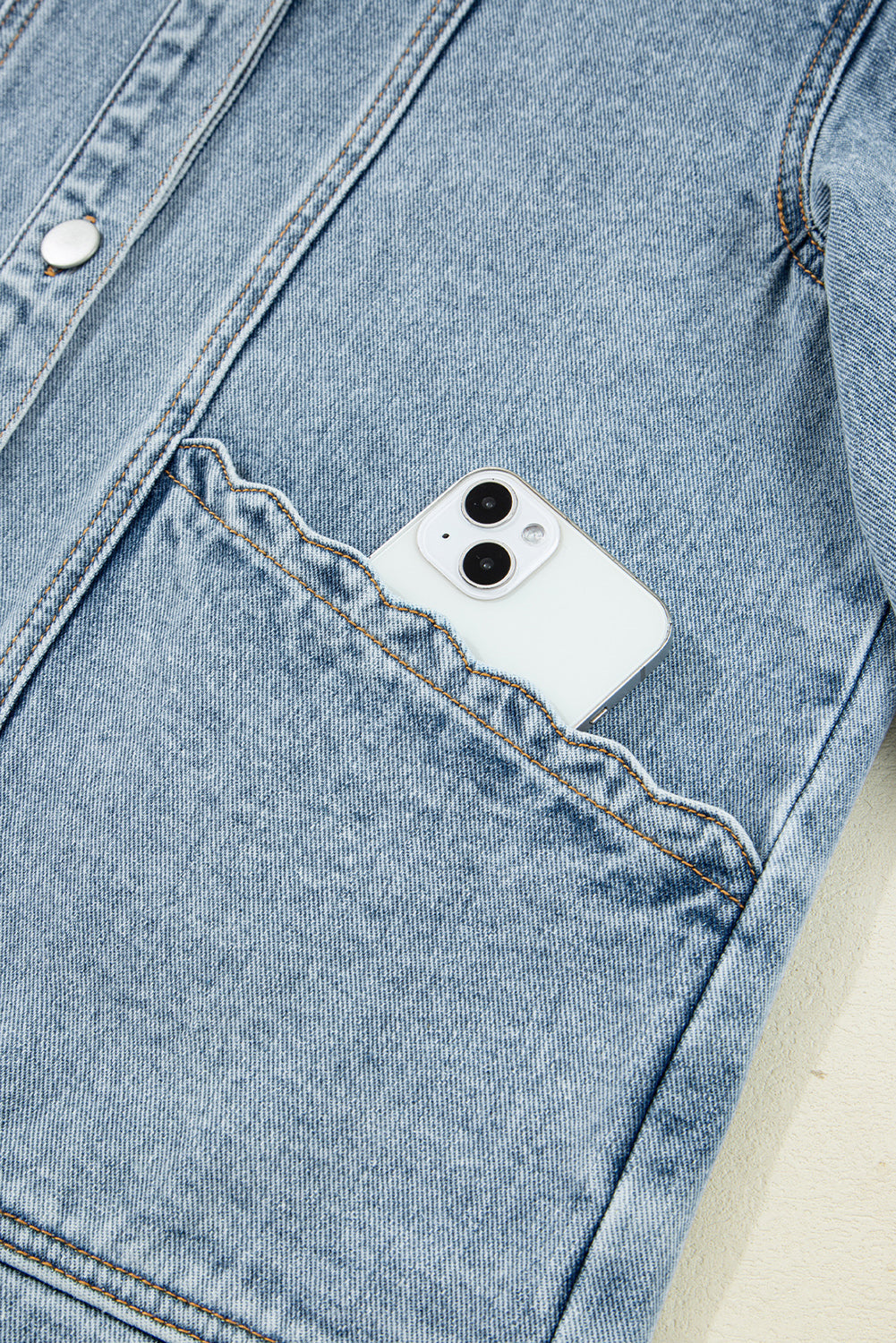Solid Denim Scallop Collar Patch Pocket Buttoned Jacket