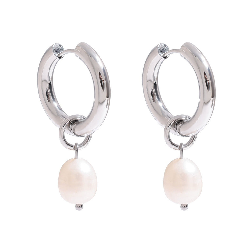 U-shaped earrings with pearl pendant design, fashionable and simple