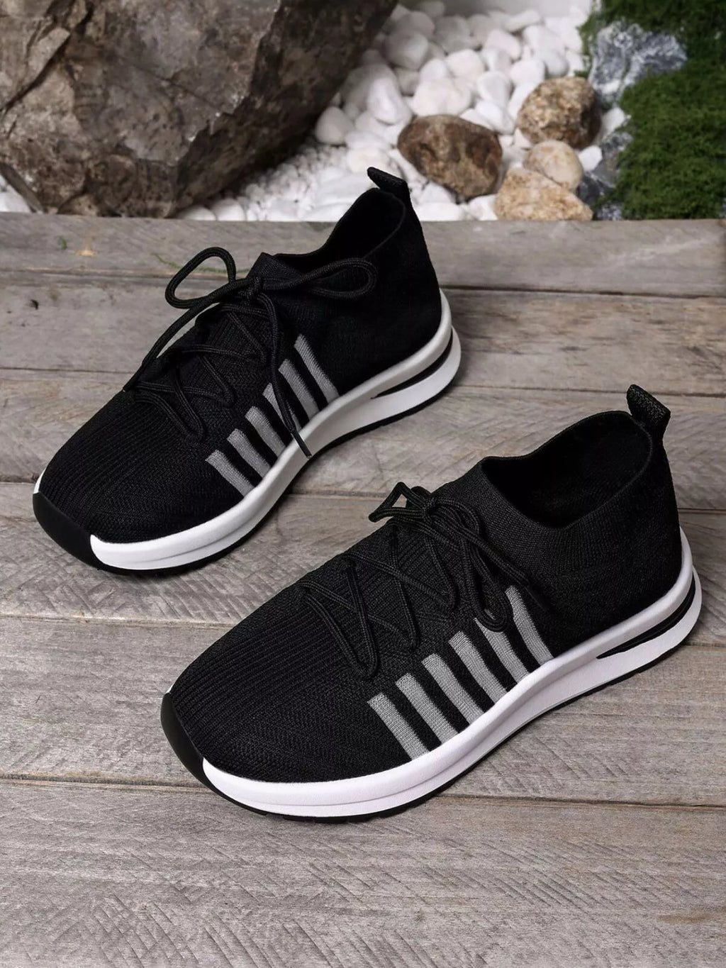 Round Toe Lace Up Athletic