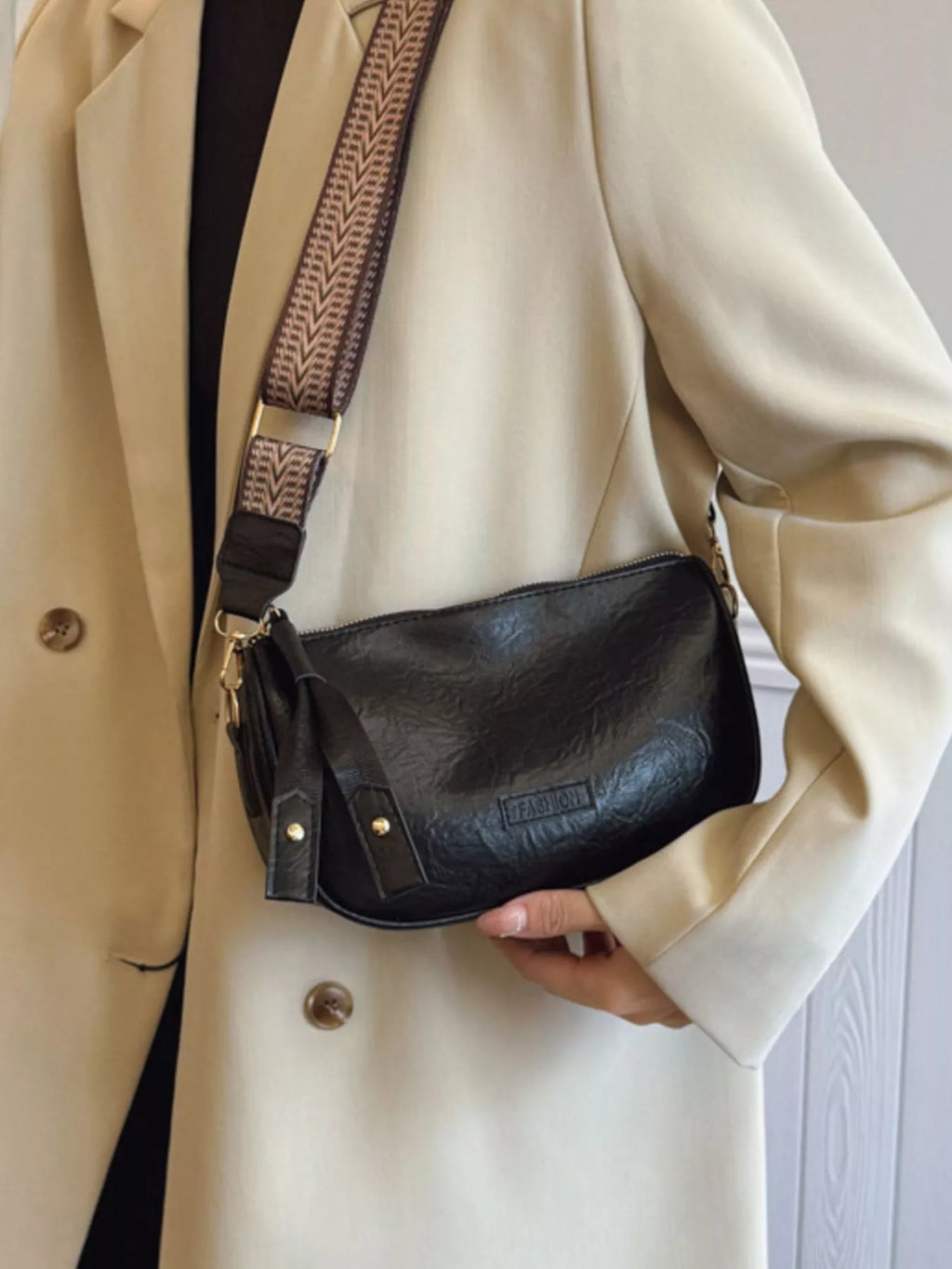 Retro Style Shoulder Crossbody Bag with Wide Strap