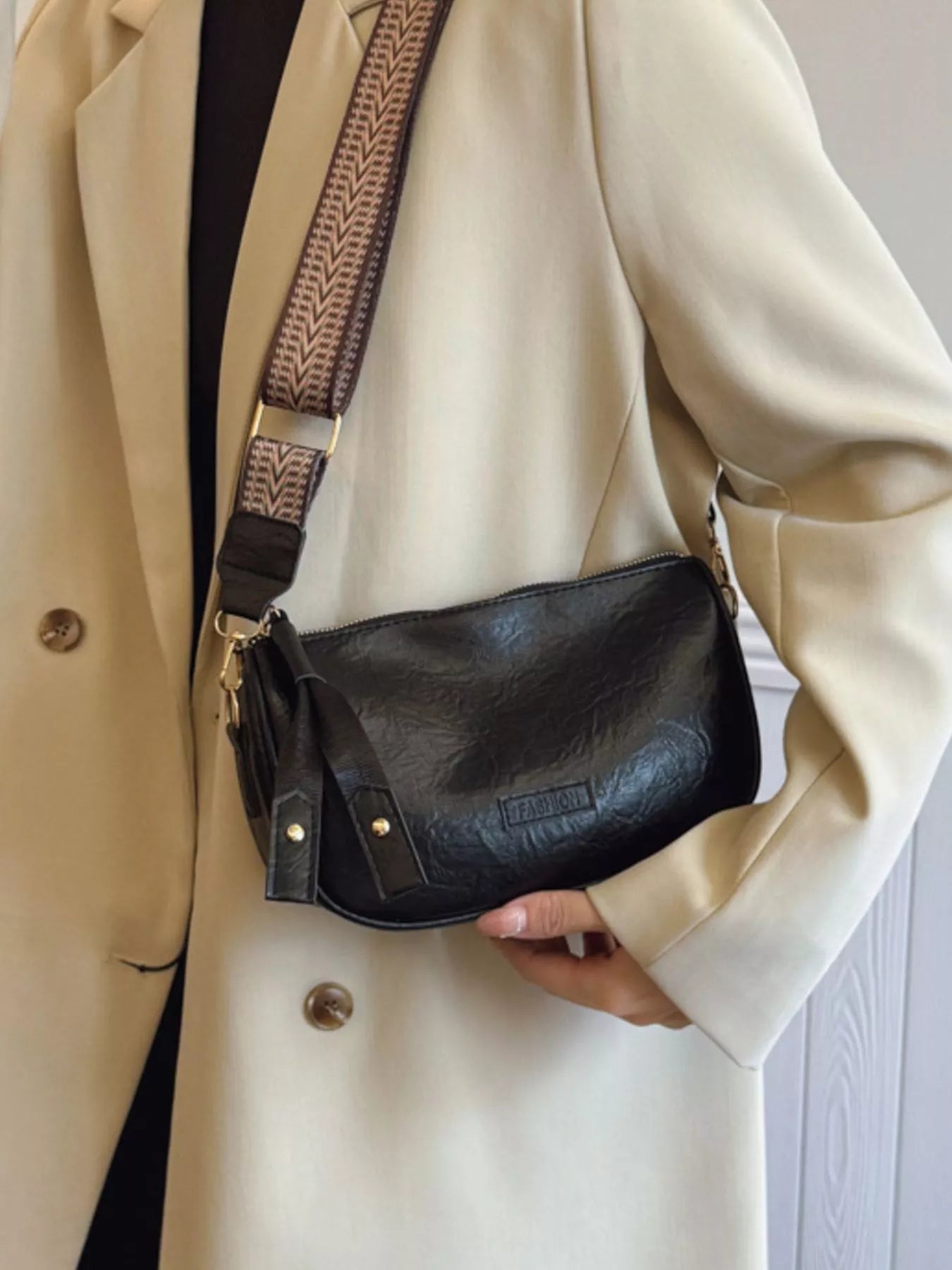 Retro Style Shoulder Crossbody Bag with Wide Strap