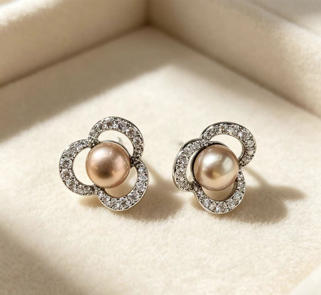 Hollow Four-Leaf Clover Diamond-Encrusted Champagne Pearl Womens Earrings