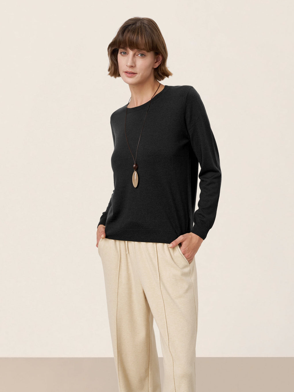 100% Extra-Fine Merino Wool Essential Crew Neck Knit Sweater BRIDGET