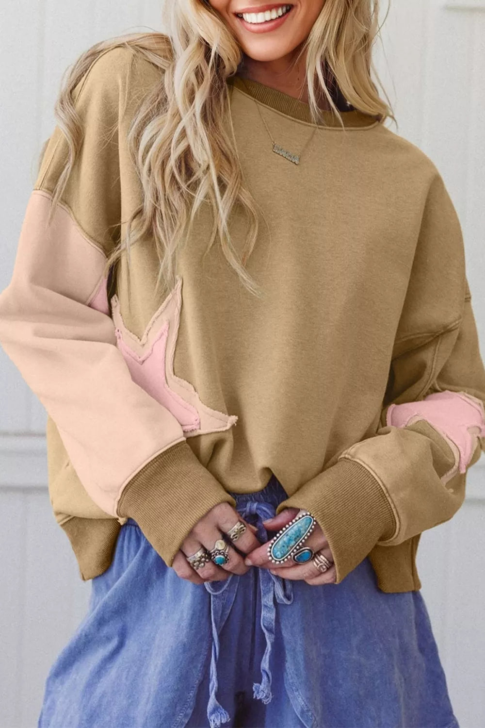Star Patch Crew Neck Sweatshirt